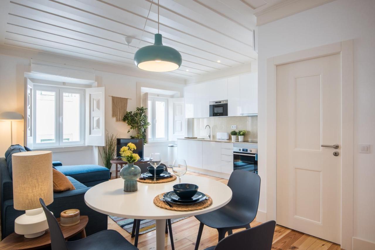 Flh Anjos Charming Apartment Lisbon Bagian luar foto