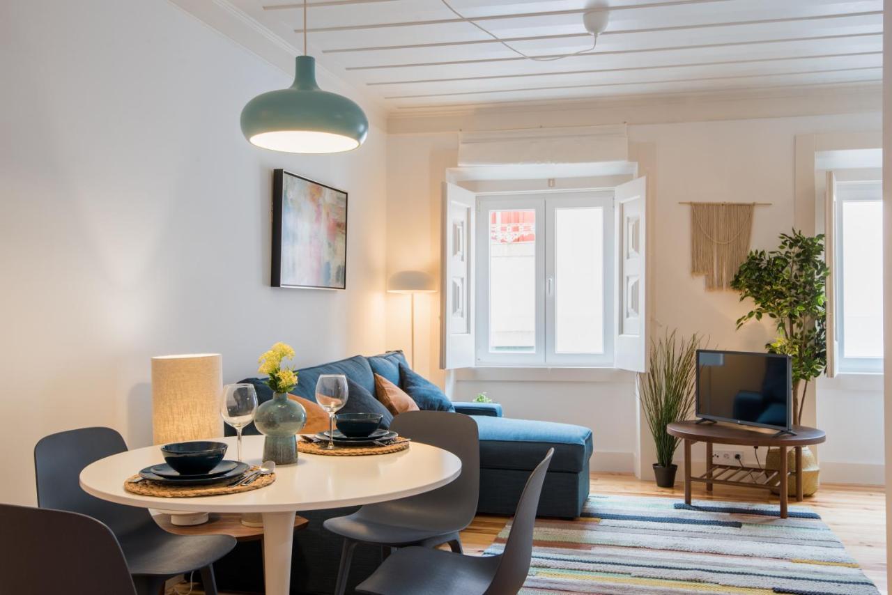 Flh Anjos Charming Apartment Lisbon Bagian luar foto